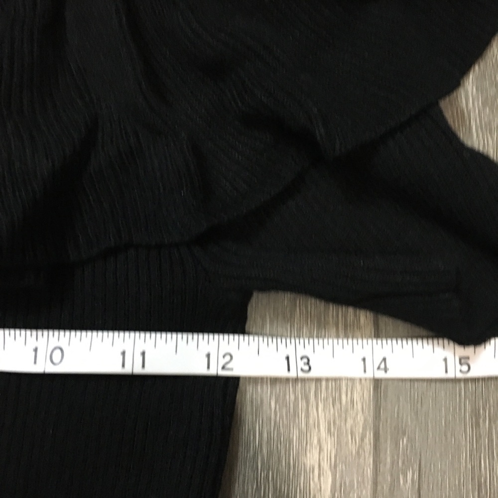 Hooked up ribbed cold shoulder top - Picture 5 of 7